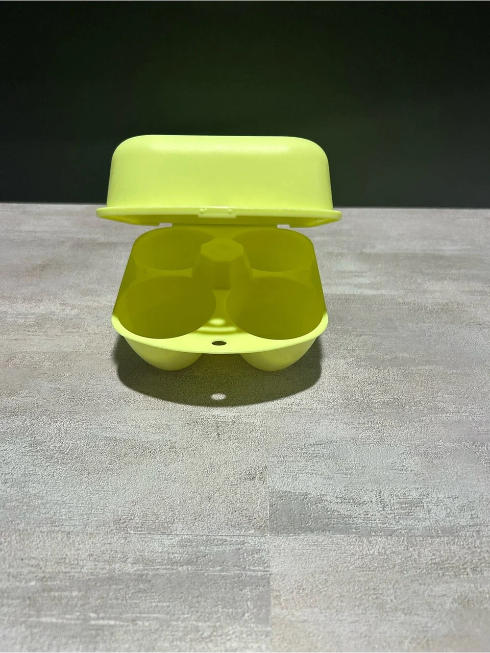 know & love Cage Free Egg Container - Neon Yellow